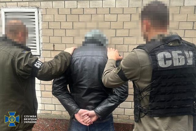 СБУ та Нацполіція заблокували 6 нових «схем для ухилянтів»: серед затриманих – експосадовець Кабміну та керівництво вищих навчальних закладів СБУ та Нацполіція заблокували 6 нових «схем для ухилянтів»: серед затриманих – експосадовець Кабміну та керівництво вищих навчальних закладів