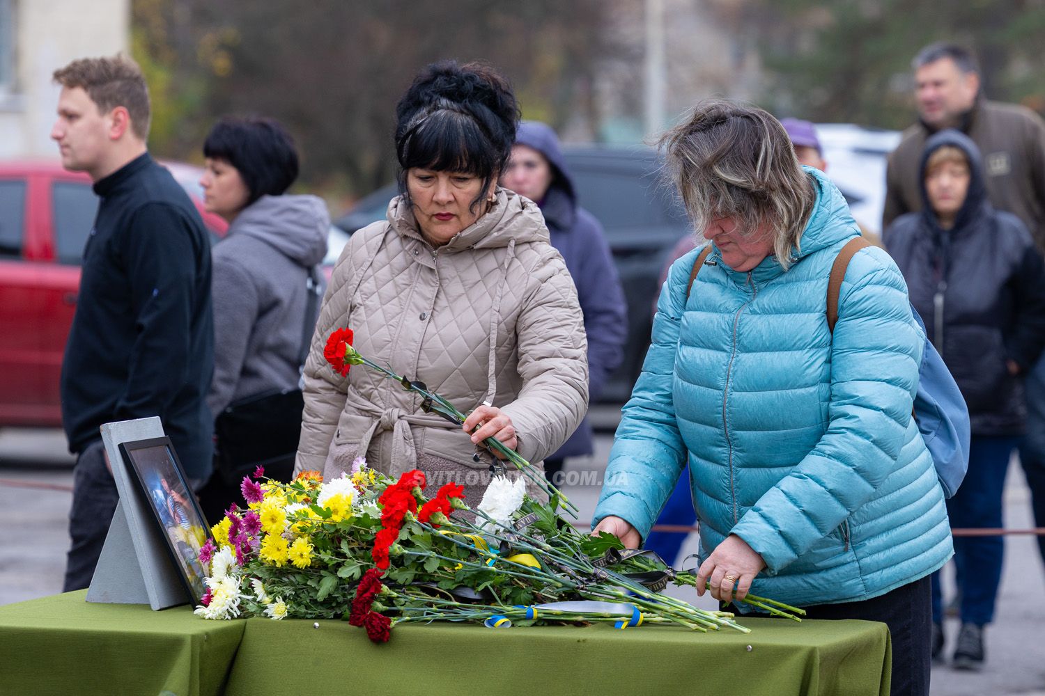 Світловодськ попрощався з полеглим захисником України Володимиром Додиваном Світловодськ попрощався з полеглим захисником України Володимиром Додиваном