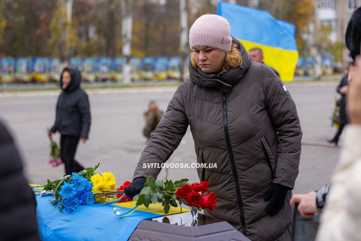 Світловодськ попрощався з полеглим захисником України Володимиром Додиваном Світловодськ попрощався з полеглим захисником України Володимиром Додиваном