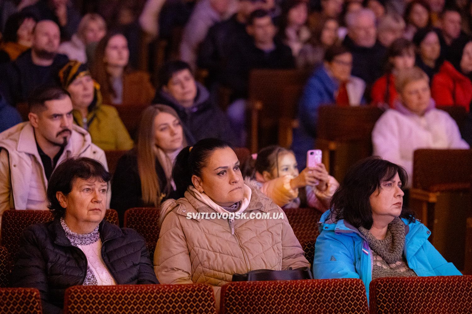 Три години патріотичної прокачки та професійне музикування: свій 436-й концерт Kozak System зіграв у Світловодську Три години патріотичної прокачки та професійне музикування: свій 436-й концерт Kozak System зіграв у Світловодську