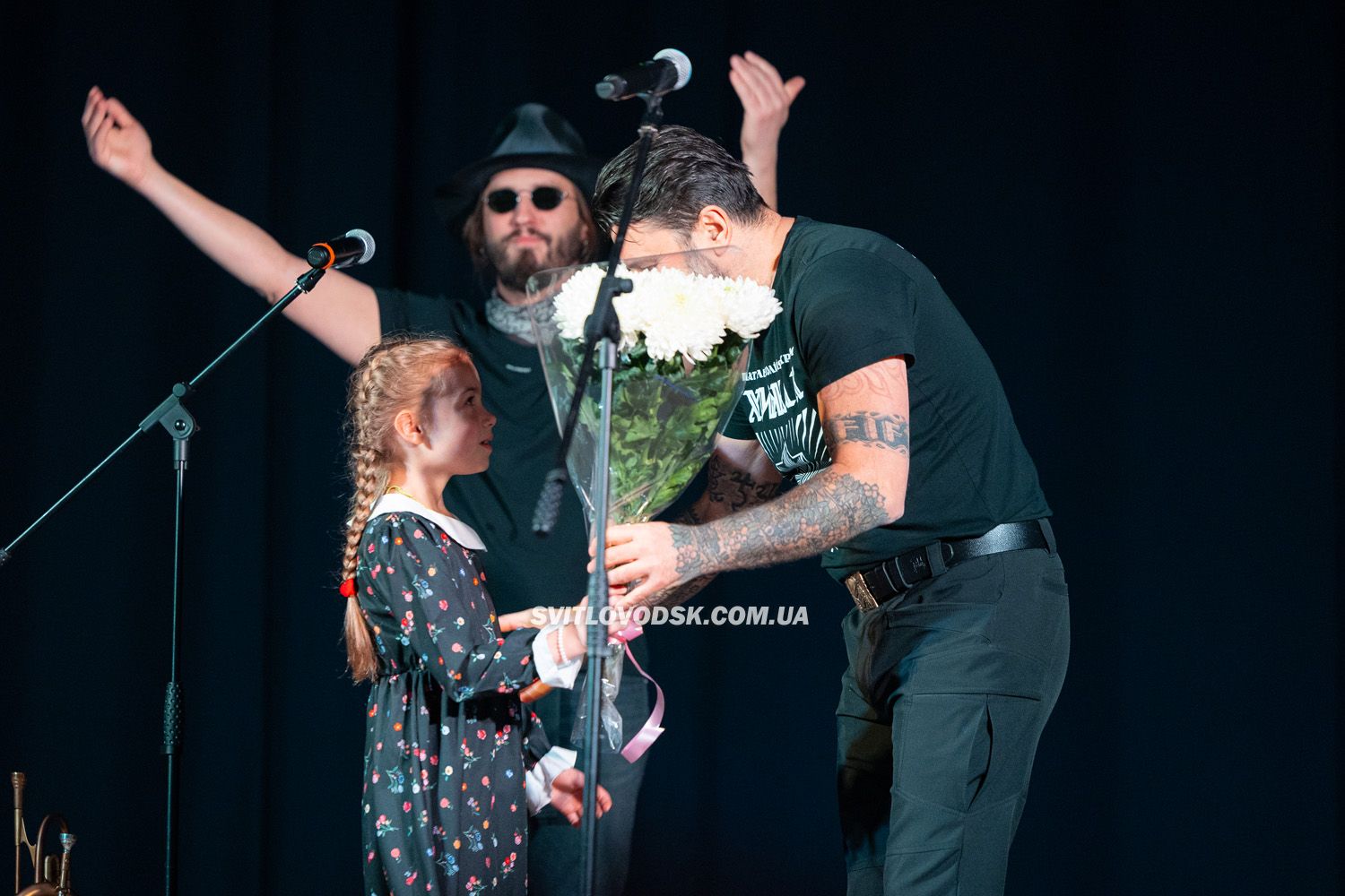 Три години патріотичної прокачки та професійне музикування: свій 436-й концерт Kozak System зіграв у Світловодську Три години патріотичної прокачки та професійне музикування: свій 436-й концерт Kozak System зіграв у Світловодську