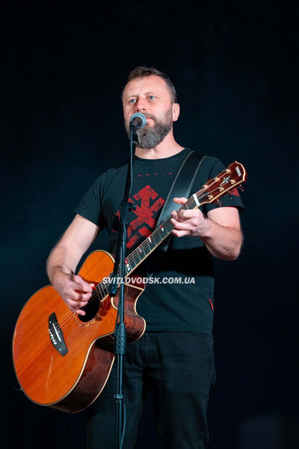 Три години патріотичної прокачки та професійне музикування: свій 436-й концерт Kozak System зіграв у Світловодську Три години патріотичної прокачки та професійне музикування: свій 436-й концерт Kozak System зіграв у Світловодську