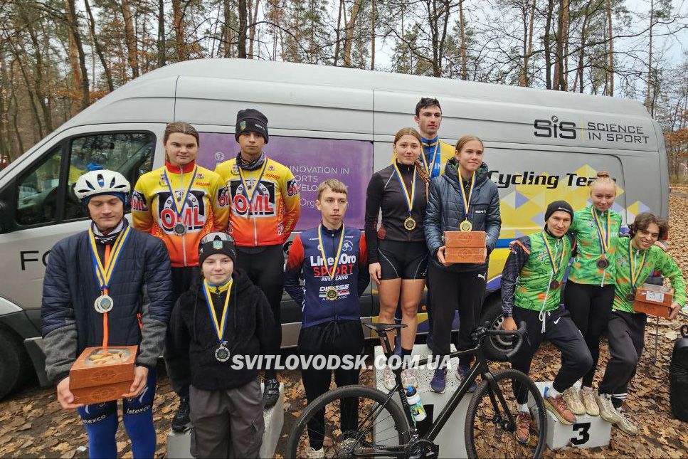Два золота та бронза: вихованці КДЮСШ№1 привезли медалі з чемпіонату України