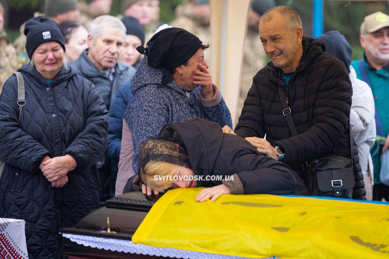 Світловодськ попрощався із загиблим захисником України Русланом Сорокою