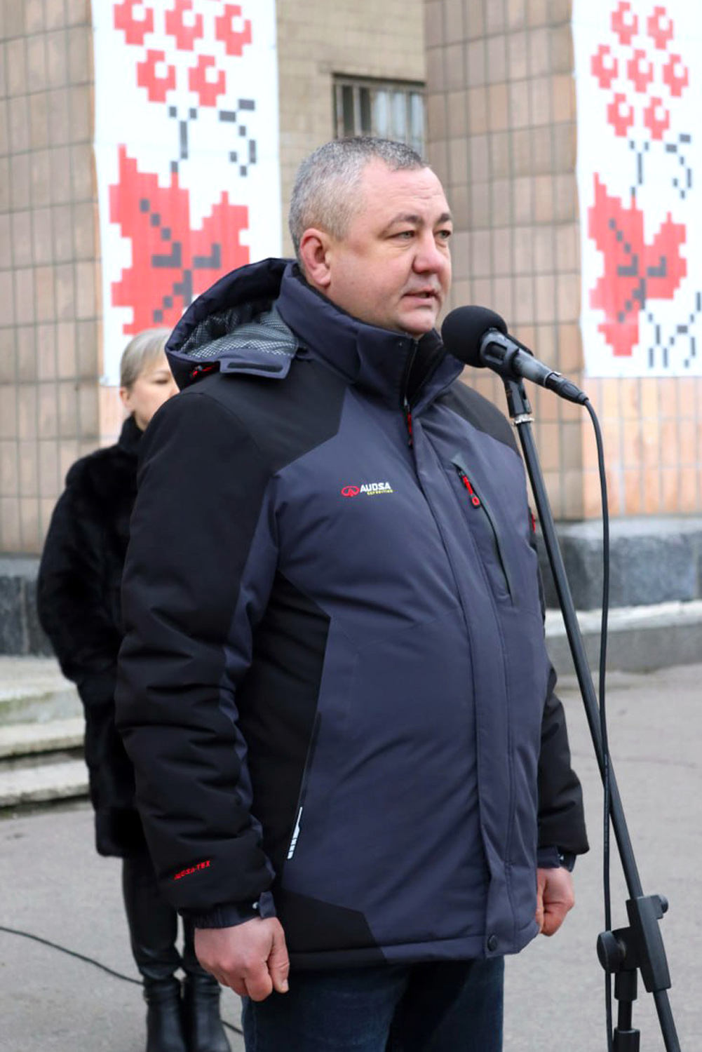 Світловодськ попрощався із полеглим захисником Юрієм Хлівним