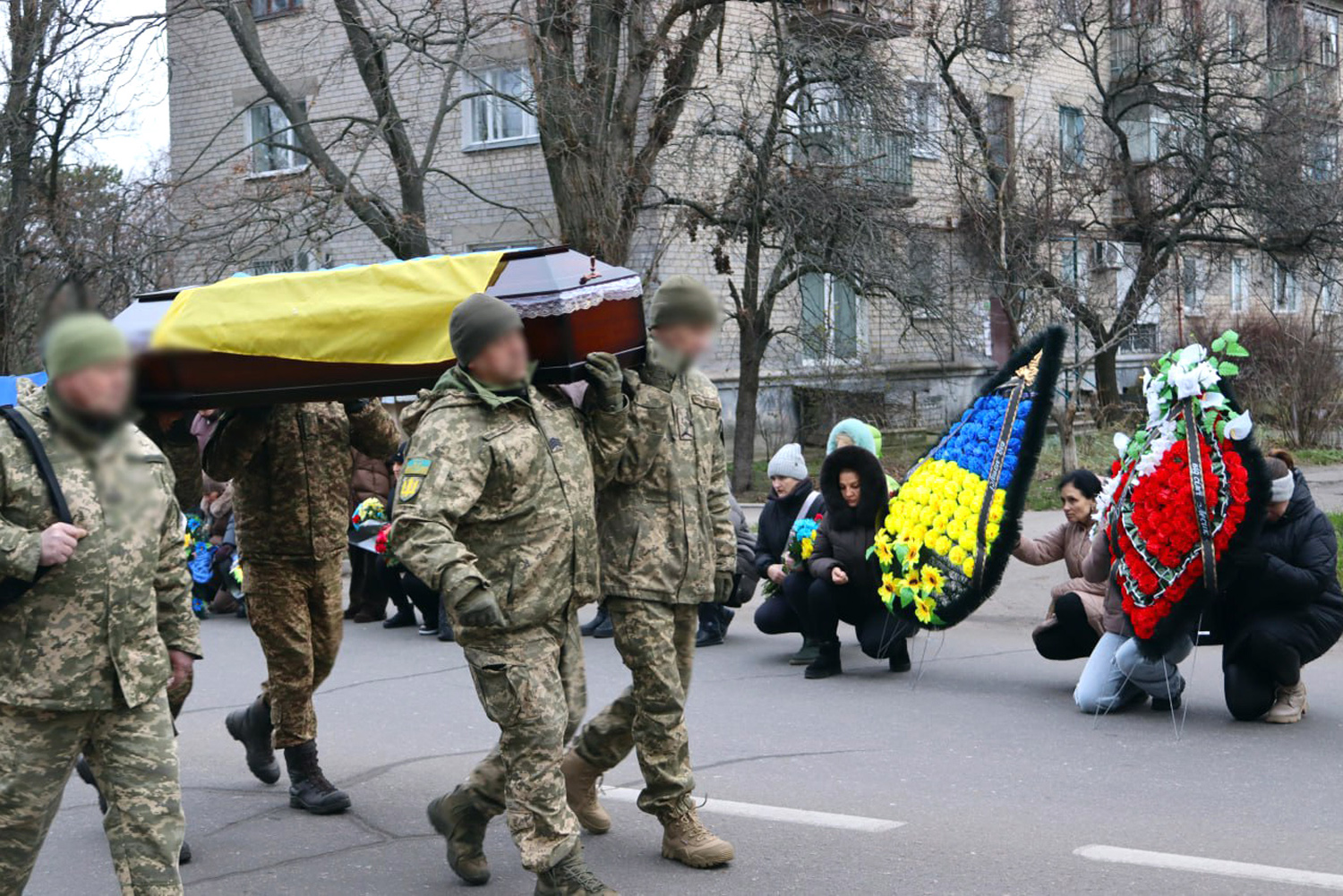 Світловодськ попрощався із полеглим захисником Юрієм Хлівним