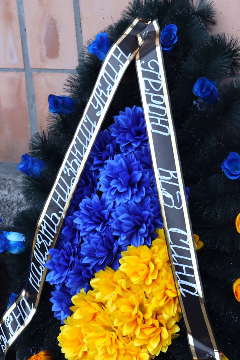 Світловодськ попрощався із полеглим захисником Юрієм Хлівним