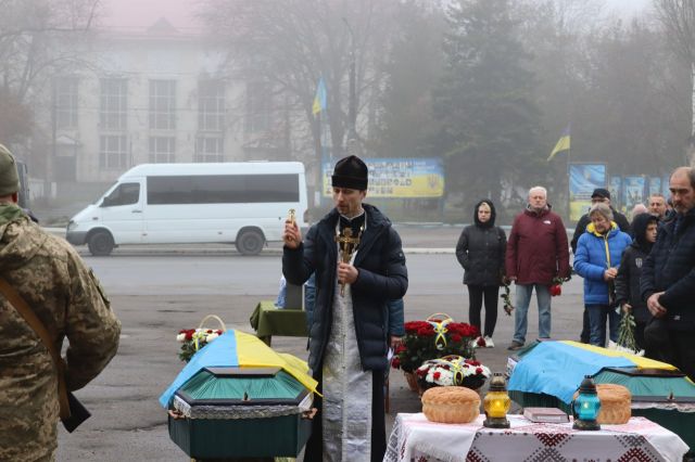 Світловодськ попрощався з Юрієм Сакуном та Іваном Ващенком Світловодськ попрощався з Юрієм Сакуном та Іваном Ващенком