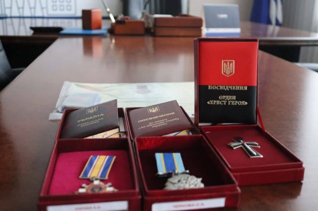 У Світловодську родинам полеглих захисників вручили державні нагороди