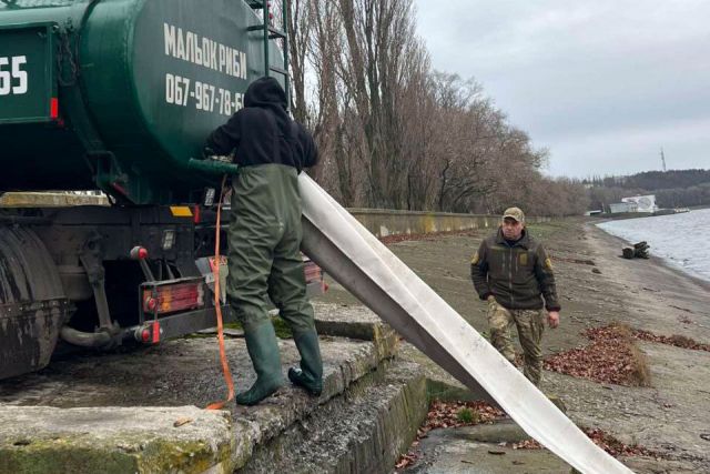 У Світловодську провели зариблення Кременчуцького водосховища