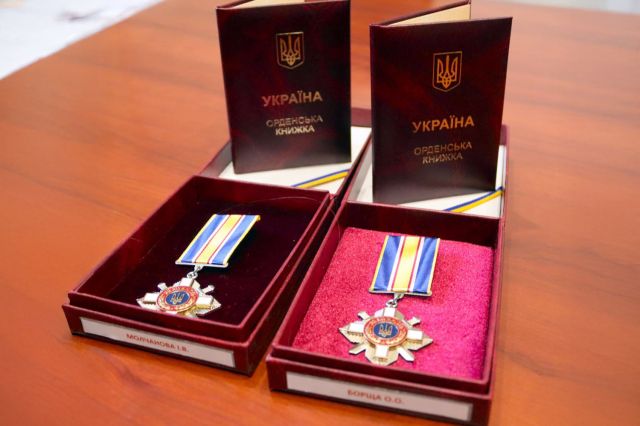 Родинам полеглих воїнів зі Світловодська передали ордени «За мужність» (посмертно)