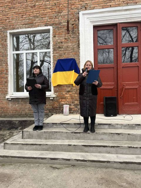 У Павлівському ліцеї відкрили меморіальну дошку на честь загиблого воїна ССО