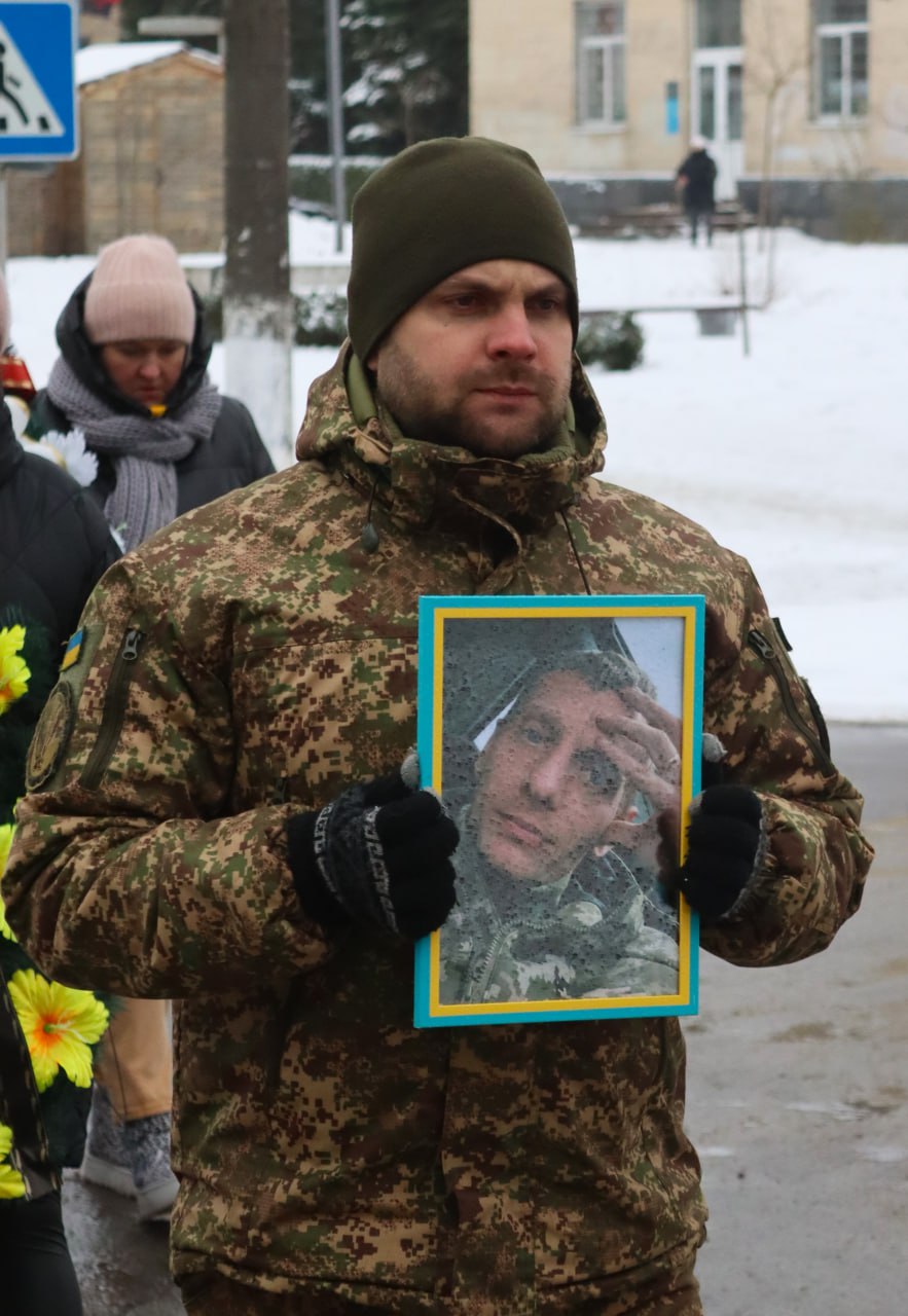 Світловодськ попрощався з Денисом Хижняком Світловодськ попрощався з Денисом Хижняком