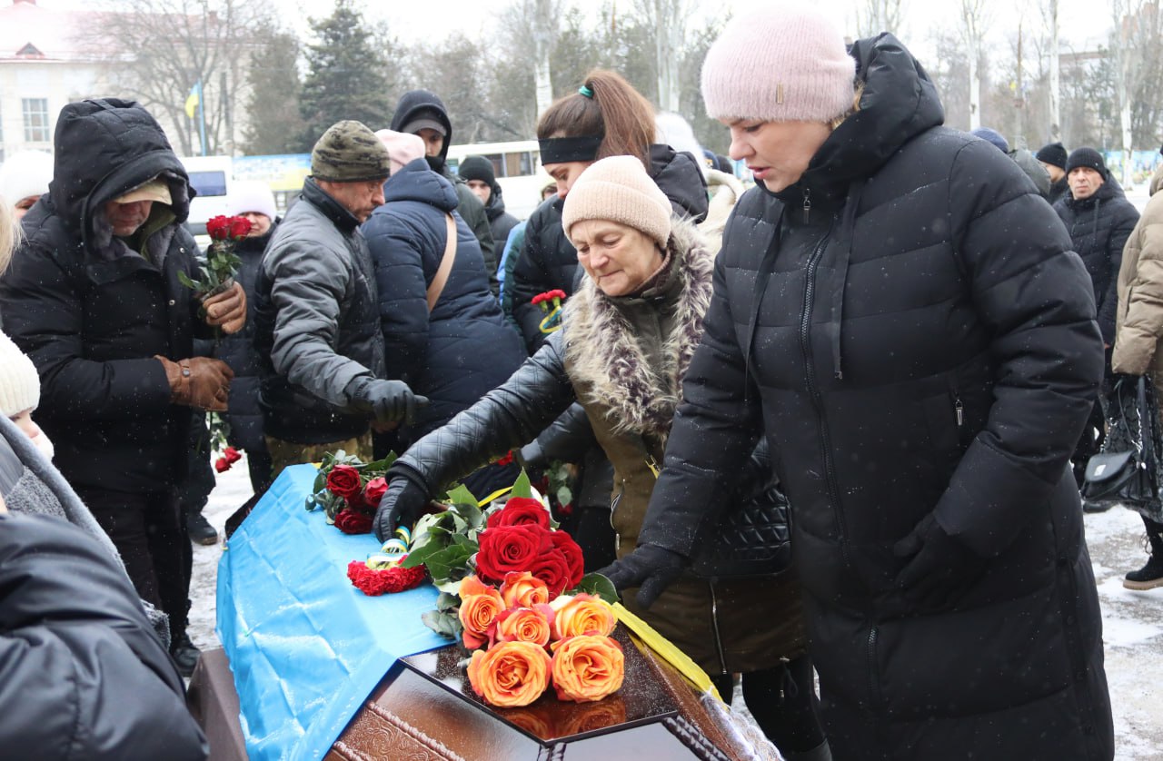 Світловодськ попрощався із загиблим захисником України Олександром Бєлих