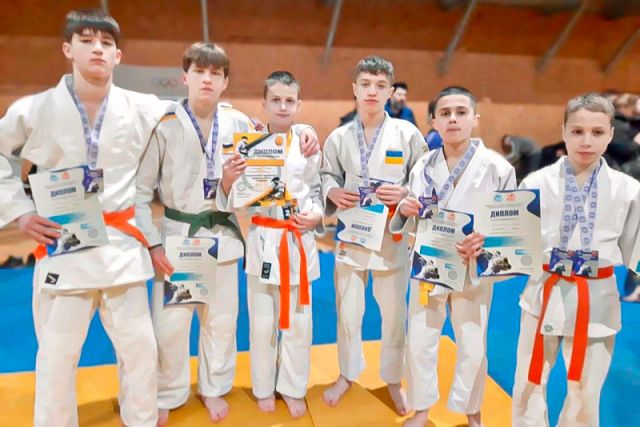 Юні дзюдоїсти зі Світловодська здобули медалі чемпіонату області Юні дзюдоїсти зі Світловодська здобули медалі чемпіонату області