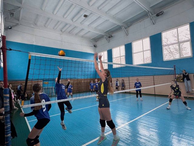 У Світловодську провели перший обласний чемпіонат з волейболу серед дівчат