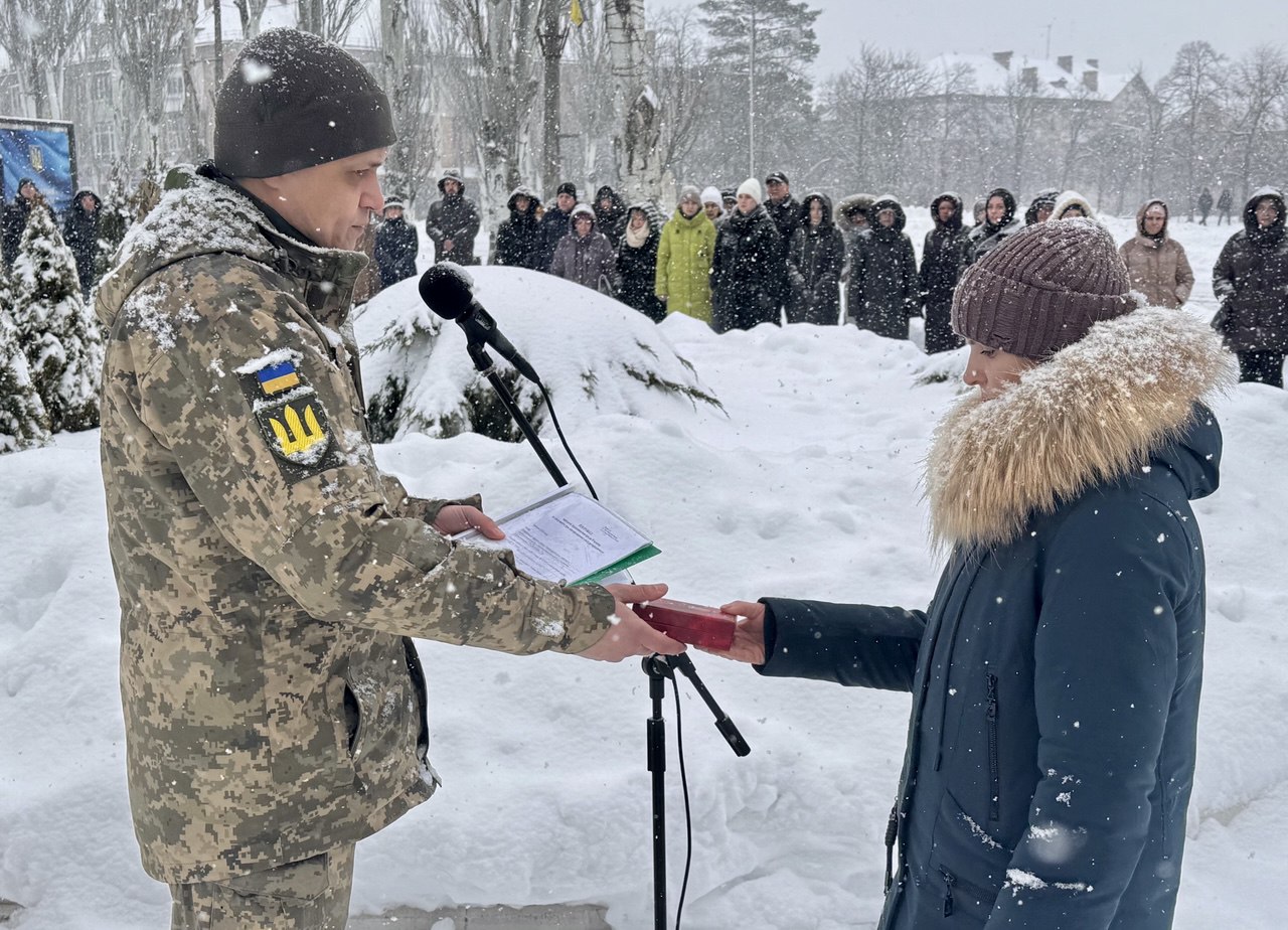 У Світловодську вшанували пам'ять героїв Небесної сотні У Світловодську вшанували пам'ять героїв Небесної сотні