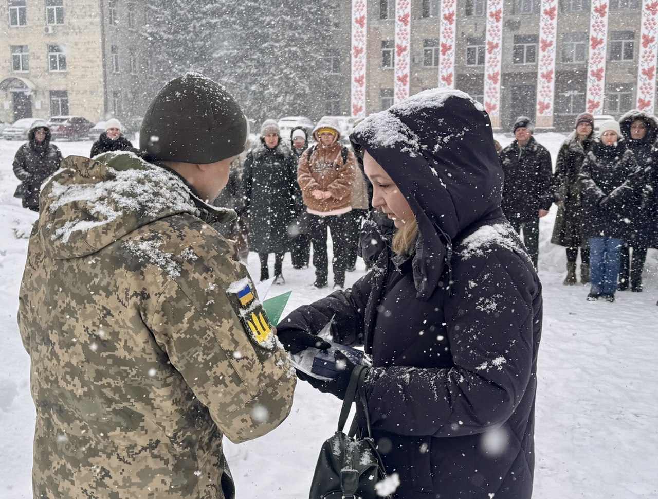 У Світловодську вшанували пам'ять героїв Небесної сотні У Світловодську вшанували пам'ять героїв Небесної сотні
