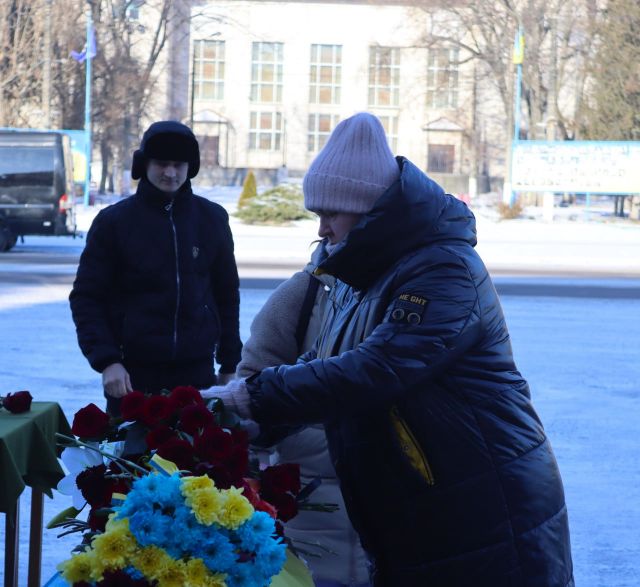 Світловодськ провів в останню дорогу полеглого захисника України Сергія Капітана