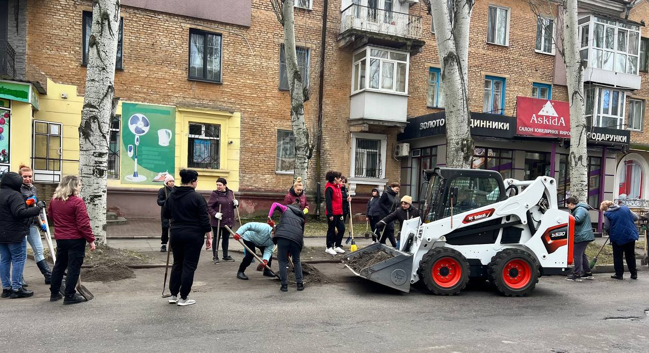 У Світловодську відбулася перша весняна загальноміська толока