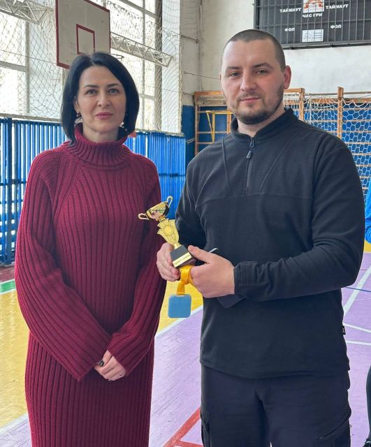 У Світловодську вшанували пам'ять майора поліції Євгена Котєльнікова футзальним турніром У Світловодську вшанували пам'ять майора поліції Євгена Котєльнікова футзальним турніром