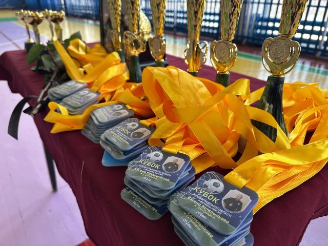 У Світловодську вшанували пам'ять майора поліції Євгена Котєльнікова футзальним турніром У Світловодську вшанували пам'ять майора поліції Євгена Котєльнікова футзальним турніром