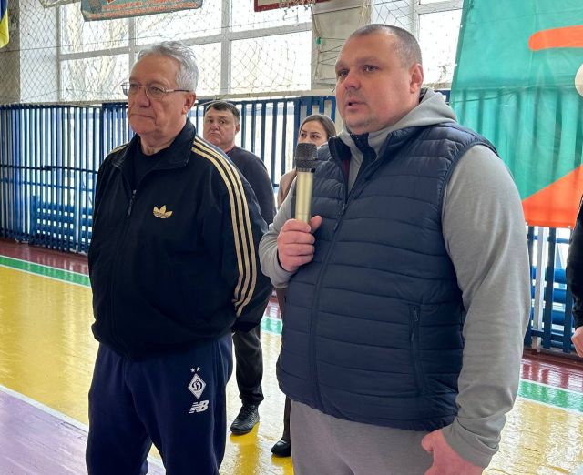 У Світловодську вшанували пам'ять майора поліції Євгена Котєльнікова футзальним турніром У Світловодську вшанували пам'ять майора поліції Євгена Котєльнікова футзальним турніром