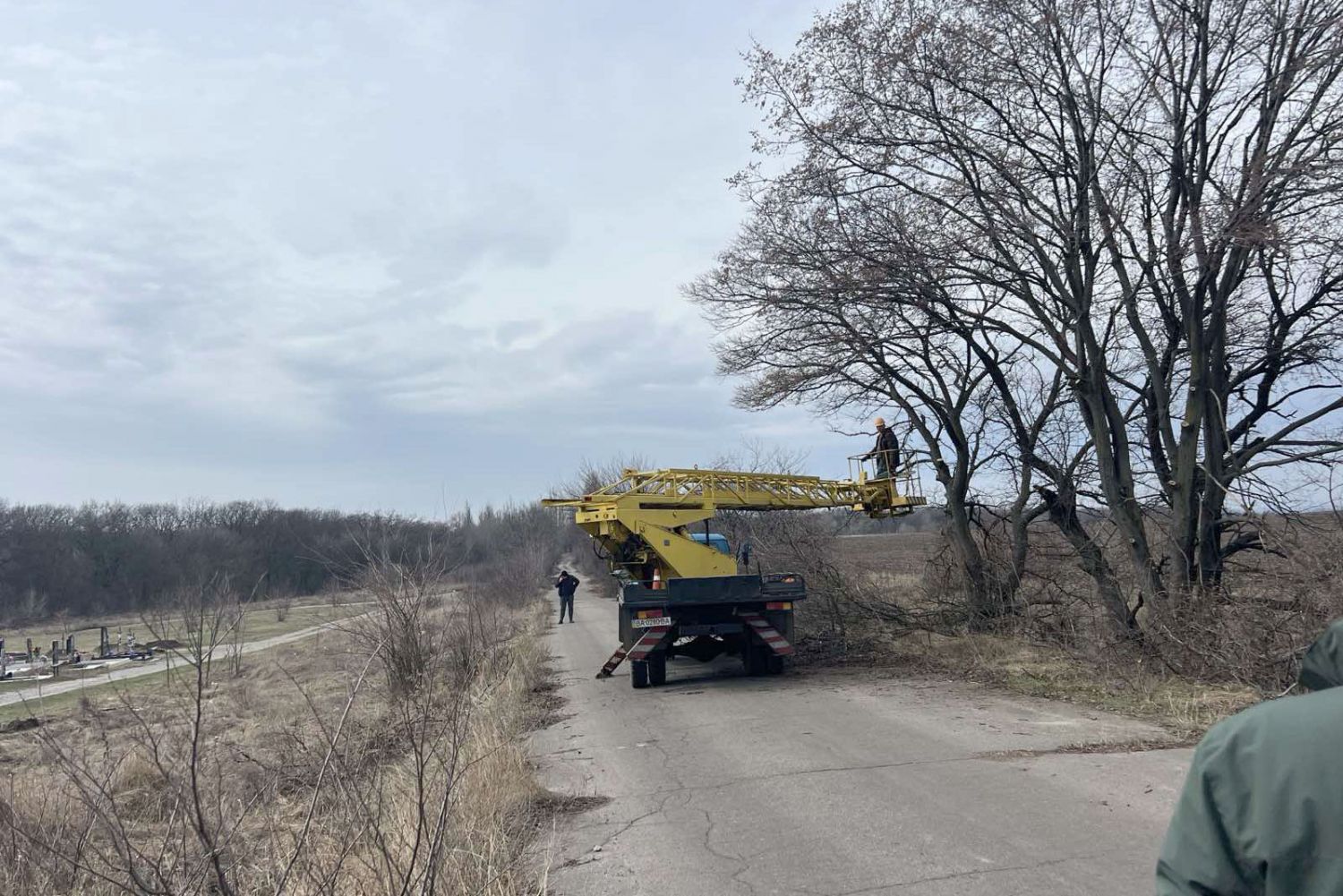 У Світловодську прибирають кладовища до поминального дня У Світловодську прибирають кладовища до поминального дня