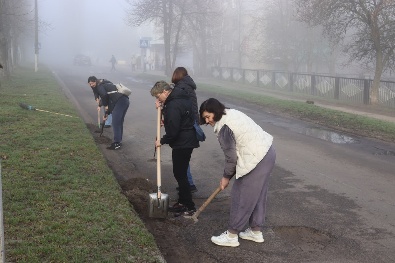 У Світловодську триває весняна толока