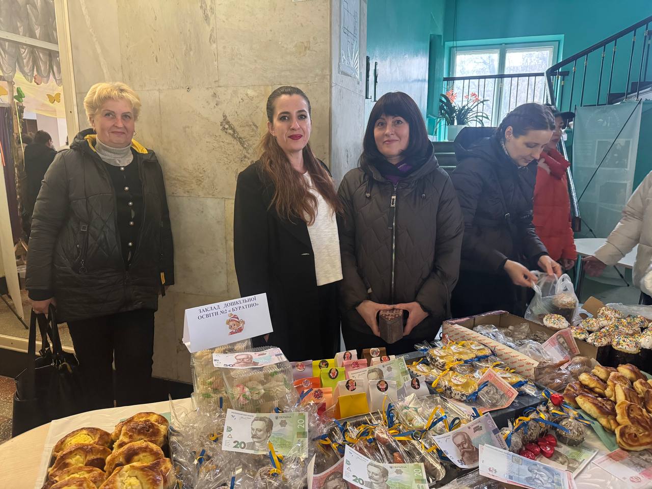 У Світловодську на Великодньому арт-майданчику зібрали понад 64 тисячі гривень для ЗСУ У Світловодську на Великодньому арт-майданчику зібрали понад 64 тисячі гривень для ЗСУ