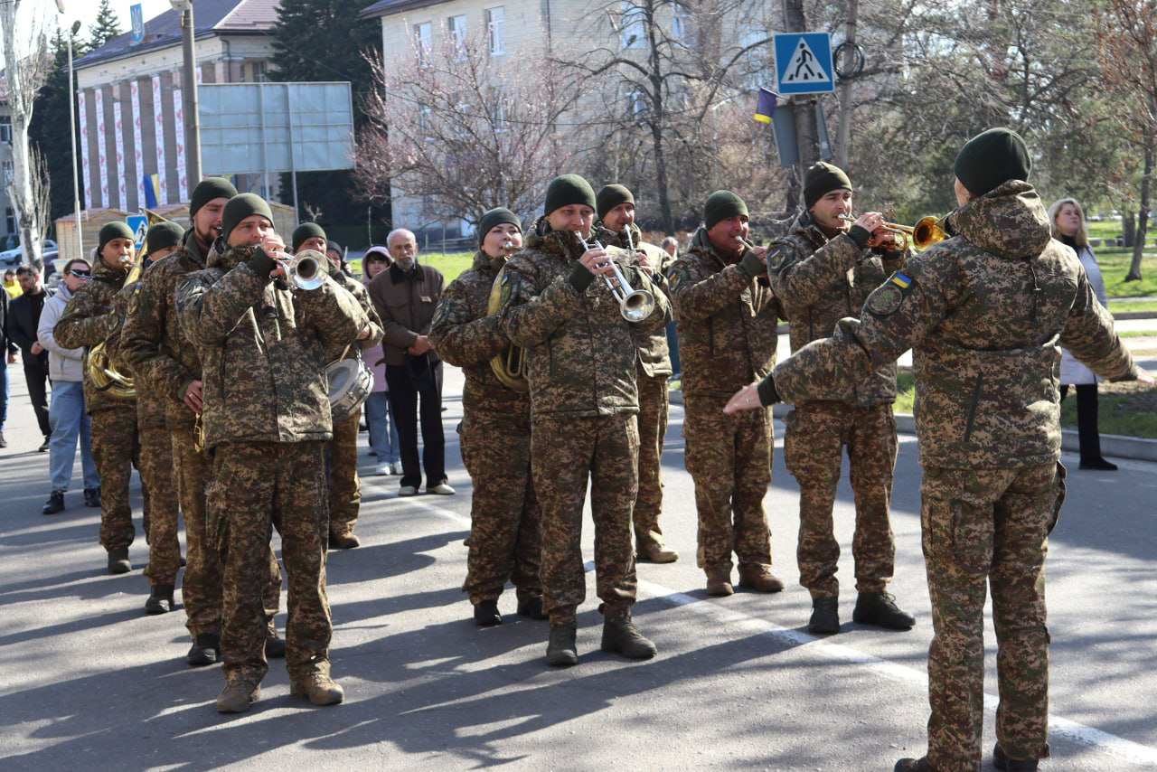 Світловодськ попрощався із захисником Андрієм Савком