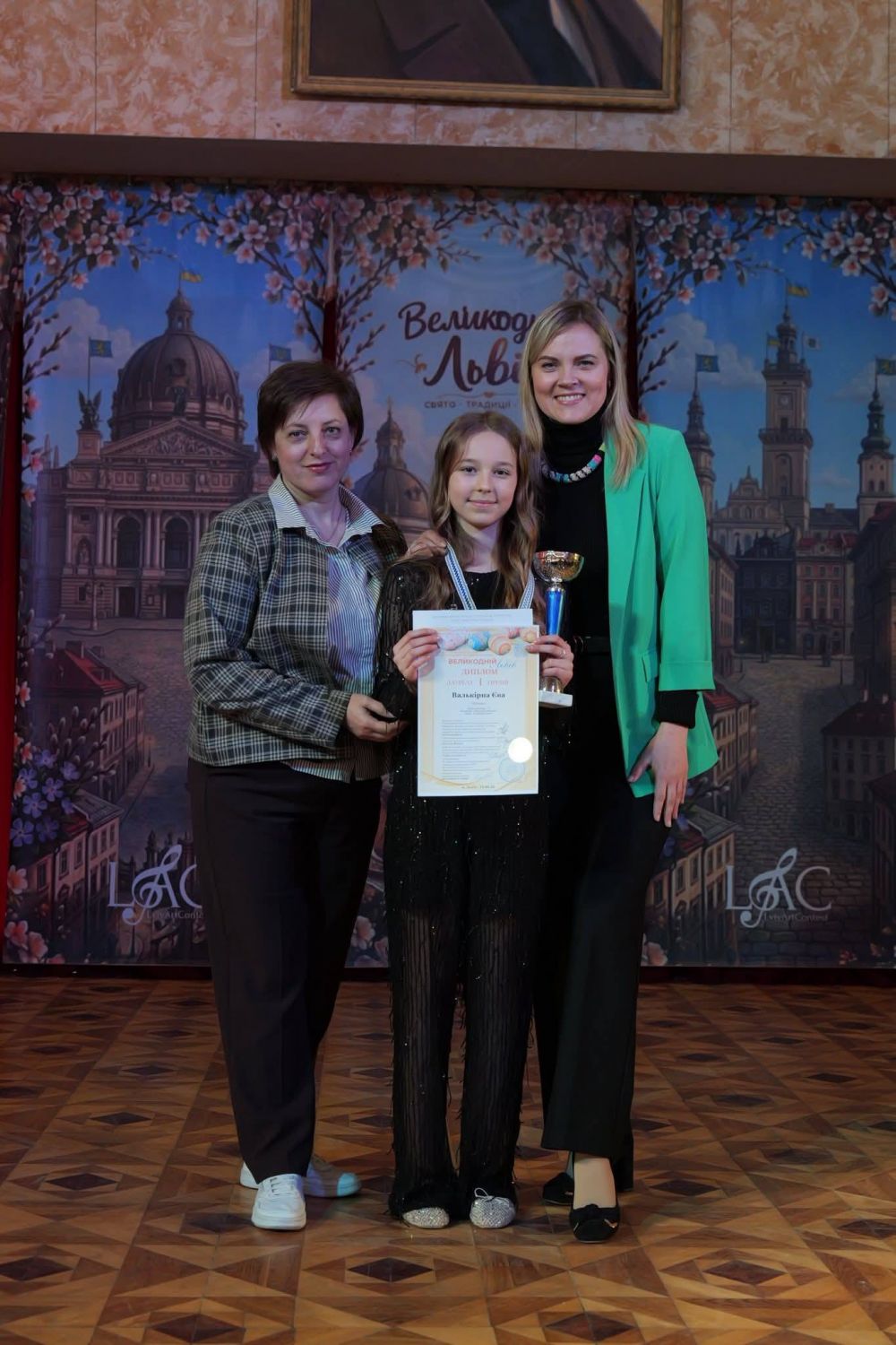 Вокальний ансамбль «Карамель» зі Світловодська привіз нагороди з фестивалю у Львові