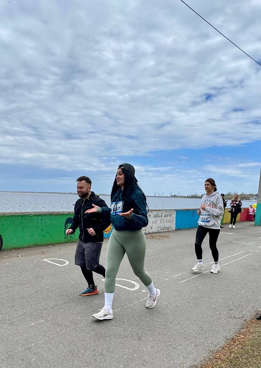У Світловодську відбувся благодійний забіг на набережній