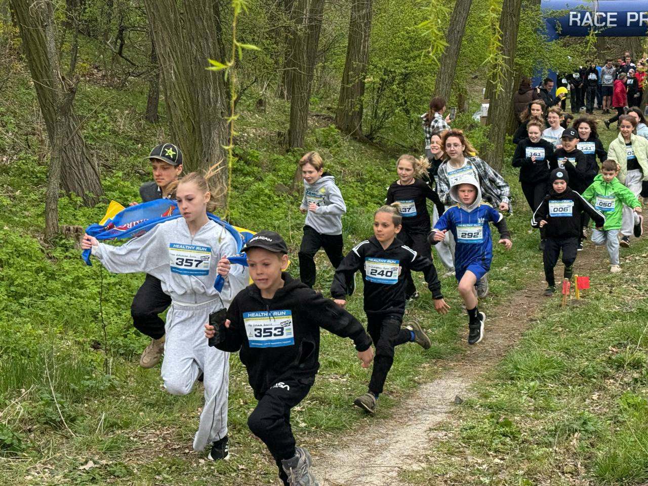 У Світловодську відбувся благодійний забіг на набережній