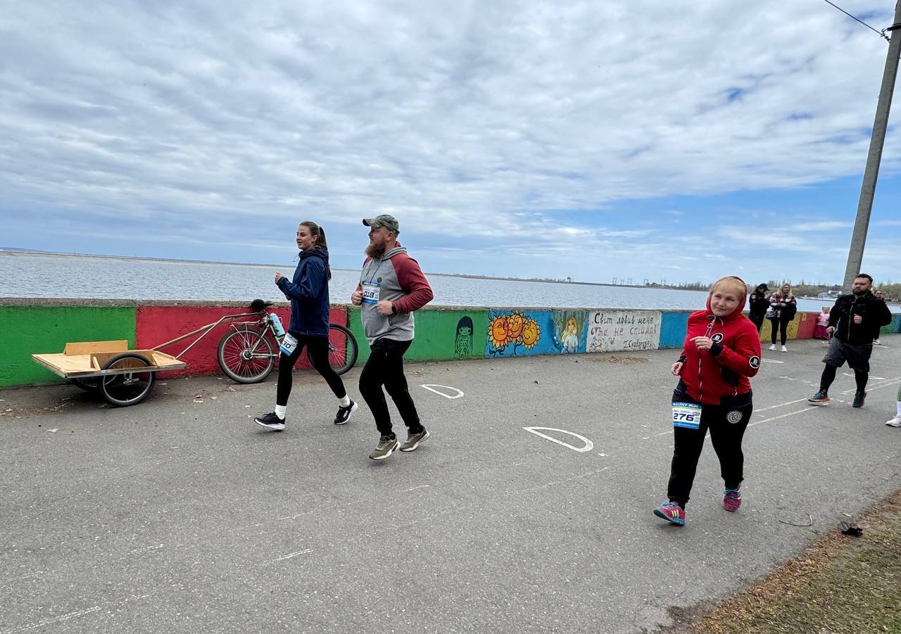 У Світловодську відбувся благодійний забіг на набережній
