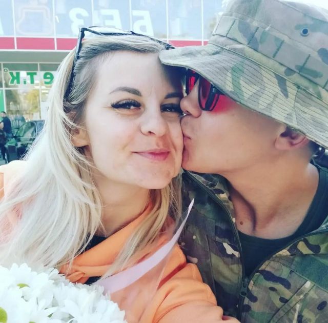 Невидимий шеврон: чому дружина ветерана проходить війну вдруге Невидимий шеврон: чому дружина ветерана проходить війну вдруге