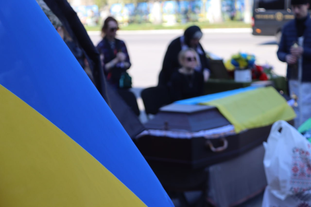 Світловодськ попрощався із захисником Олександром Одомічем