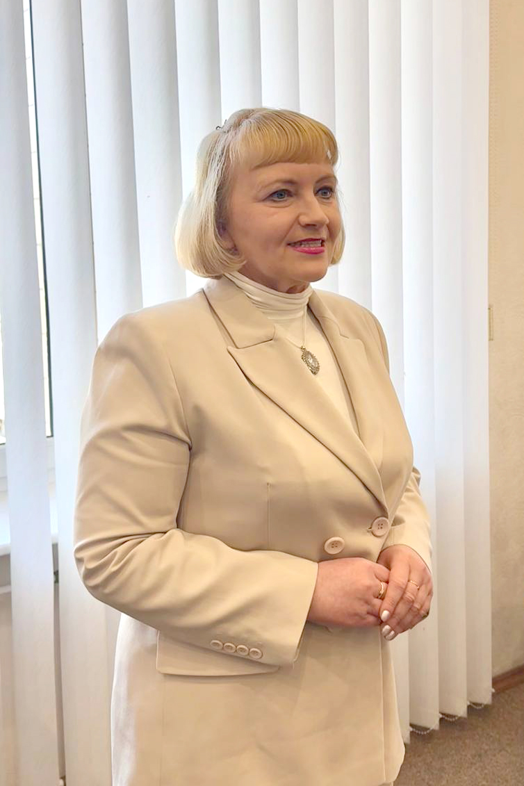 Олена Караман