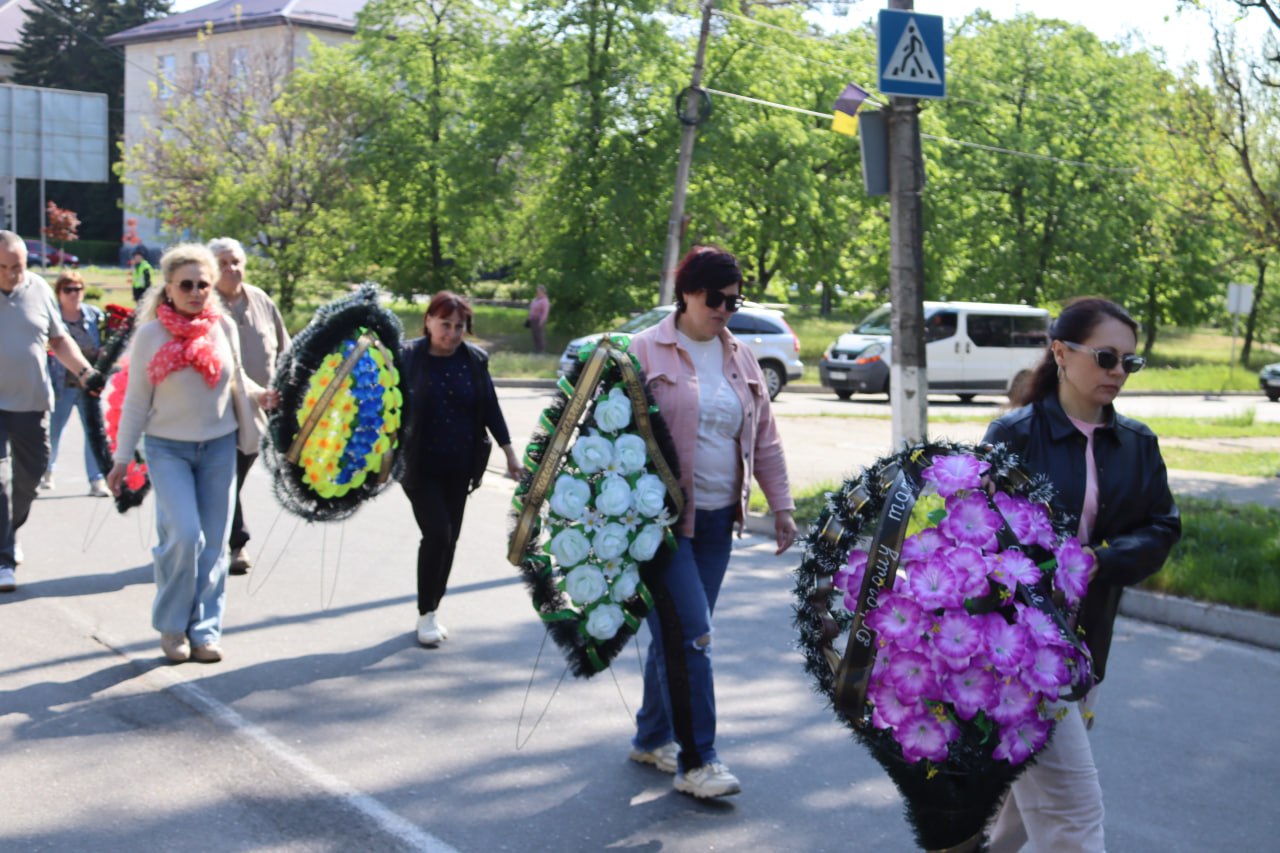 Світловодськ попрощався із захисником Сергієм Тараном