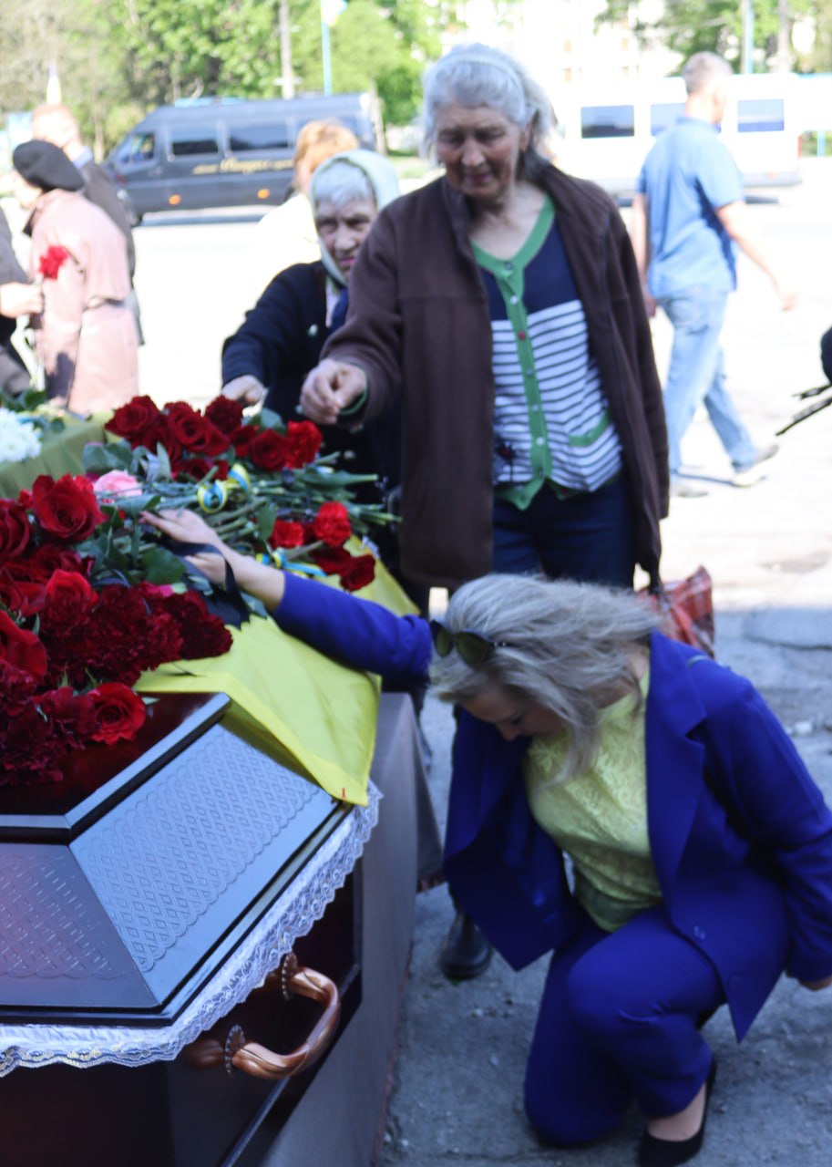 Світловодськ попрощався із захисником Сергієм Тараном