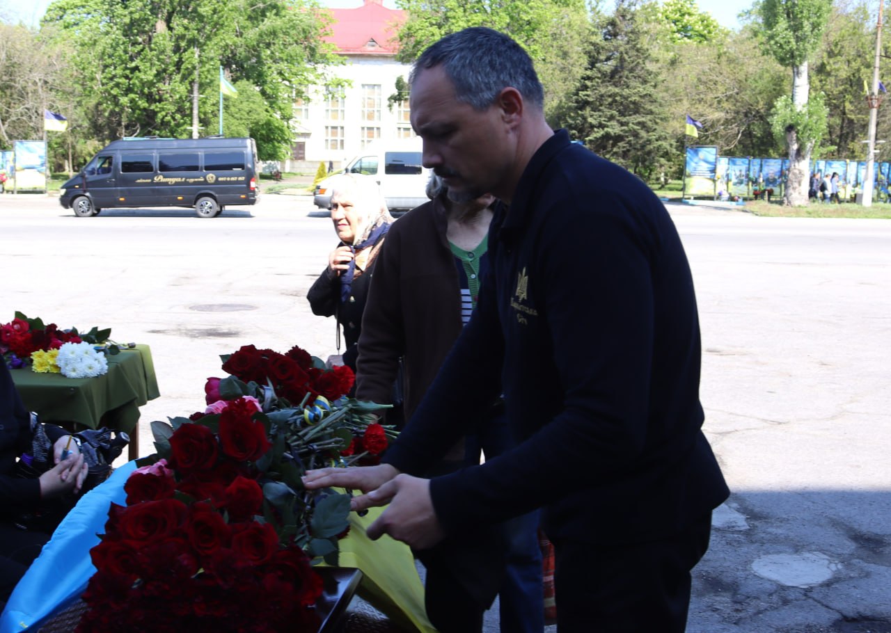 Світловодськ попрощався із захисником Сергієм Тараном
