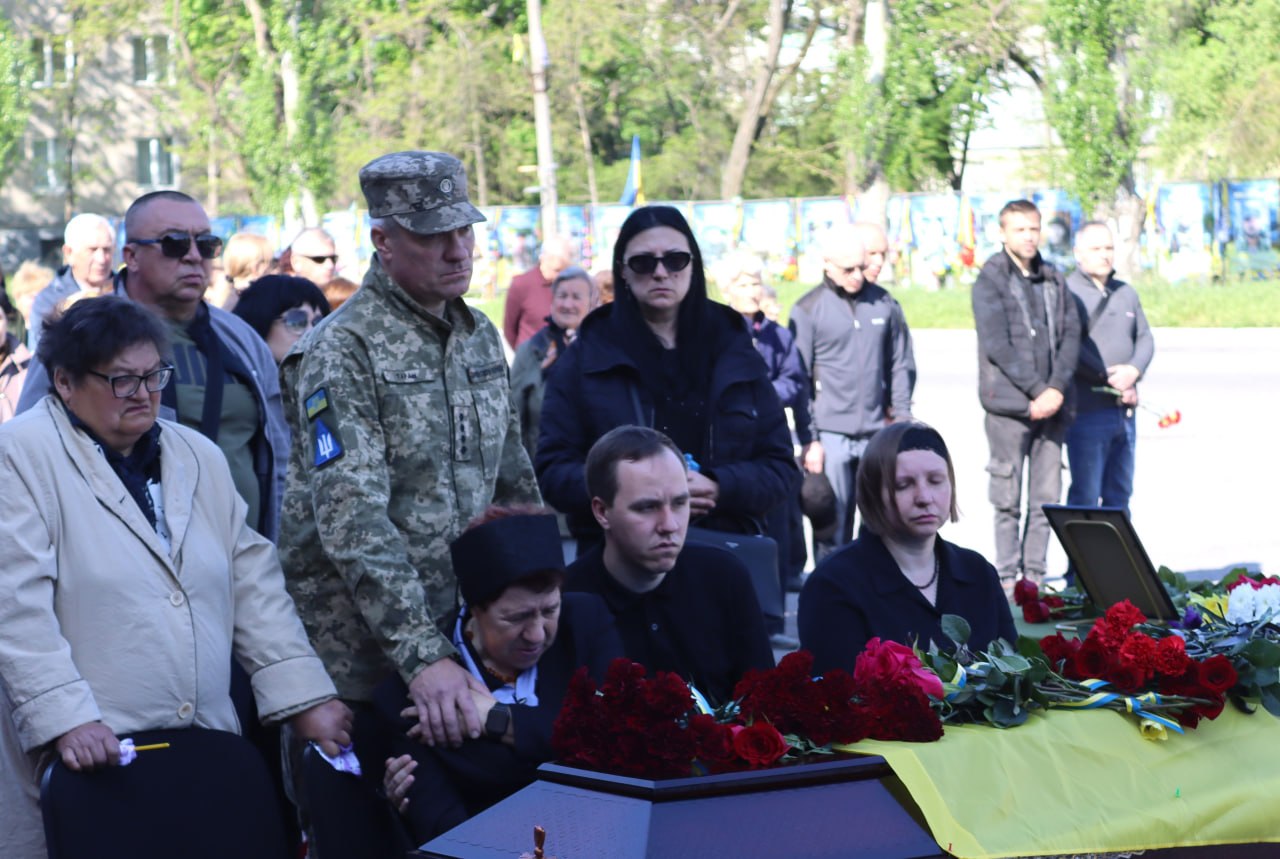 Світловодськ попрощався із захисником Сергієм Тараном