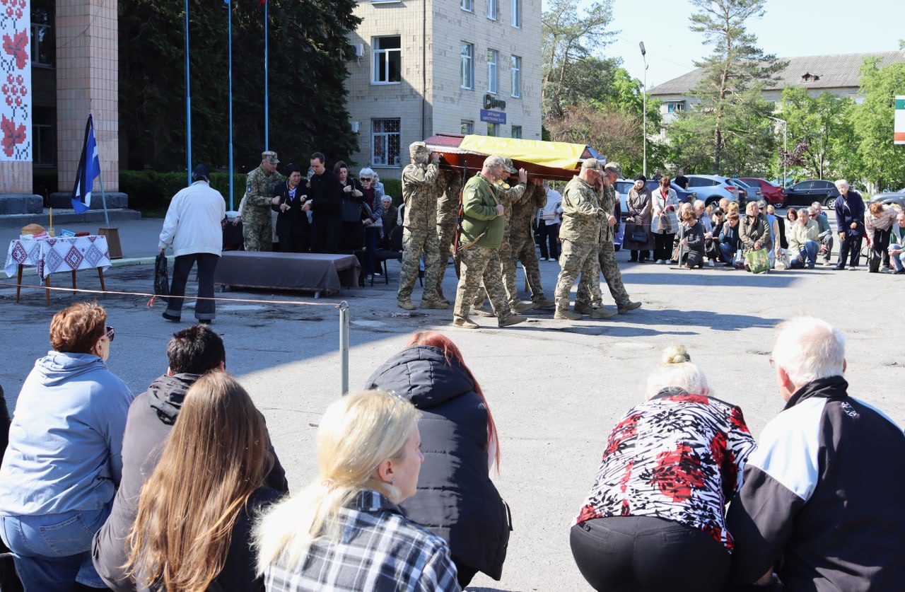Світловодськ попрощався із захисником Сергієм Тараном