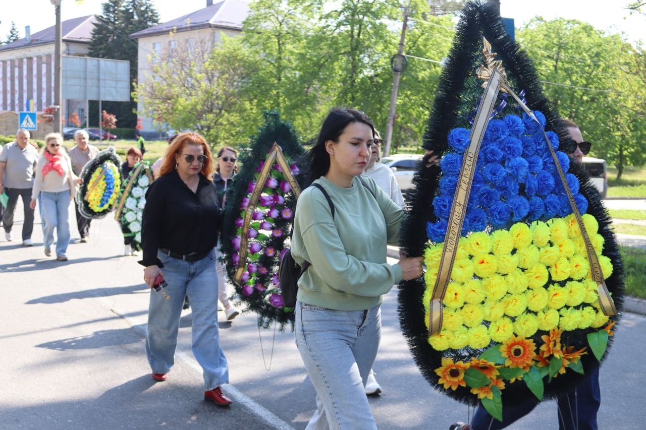 Світловодськ попрощався із захисником Сергієм Тараном
