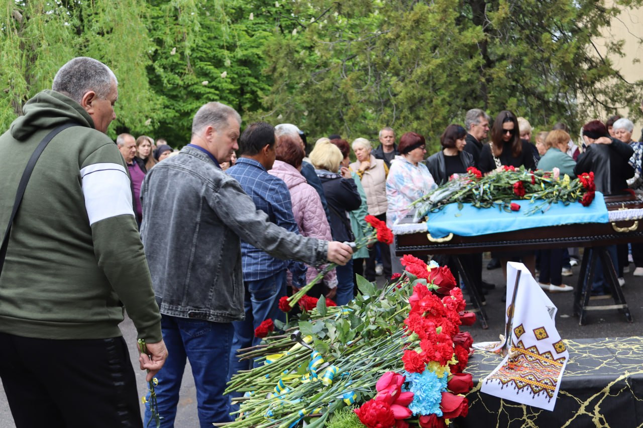 Світловодськ попрощався із захисником Євгеном Сербіним