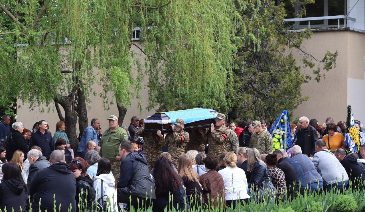 Світловодськ попрощався із захисником Євгеном Сербіним