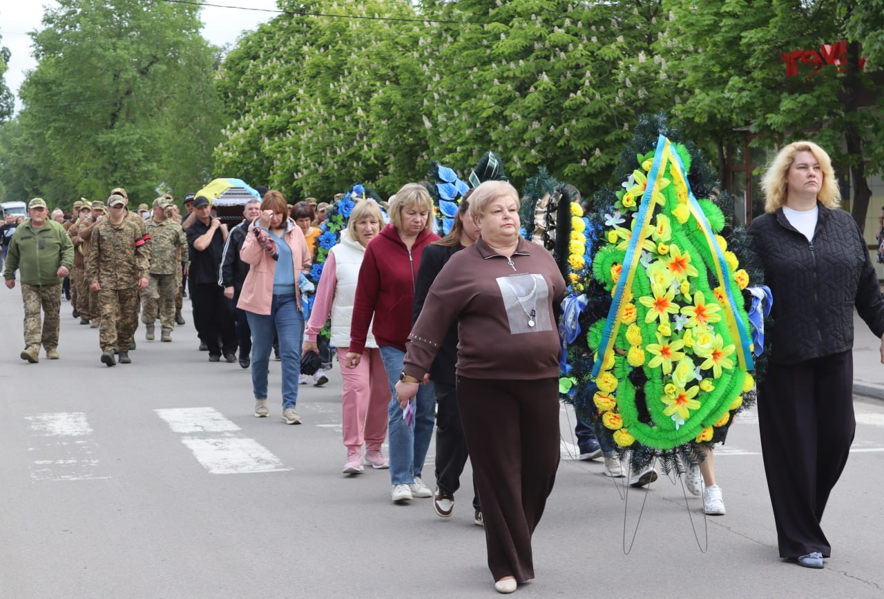 Світловодськ попрощався із захисником Євгеном Сербіним