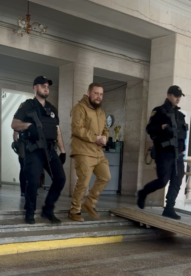 У приміщенні Світловодської міської ради сталася стрілянина: двоє постраждалих (ДОПОВНЕНО)