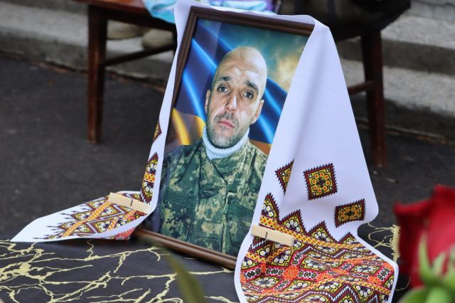 Світловодськ попрощався із захисником Євгеном Сербіним