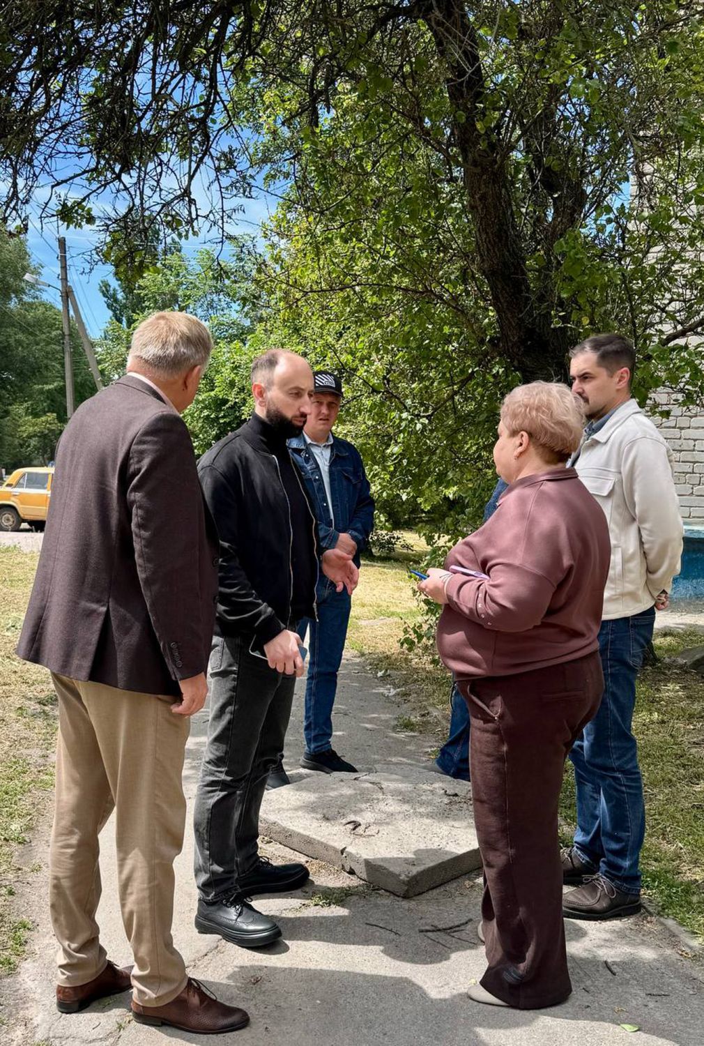 У Власівці вирішують накопичені проблеми: від вивезення сміття до очисних споруд